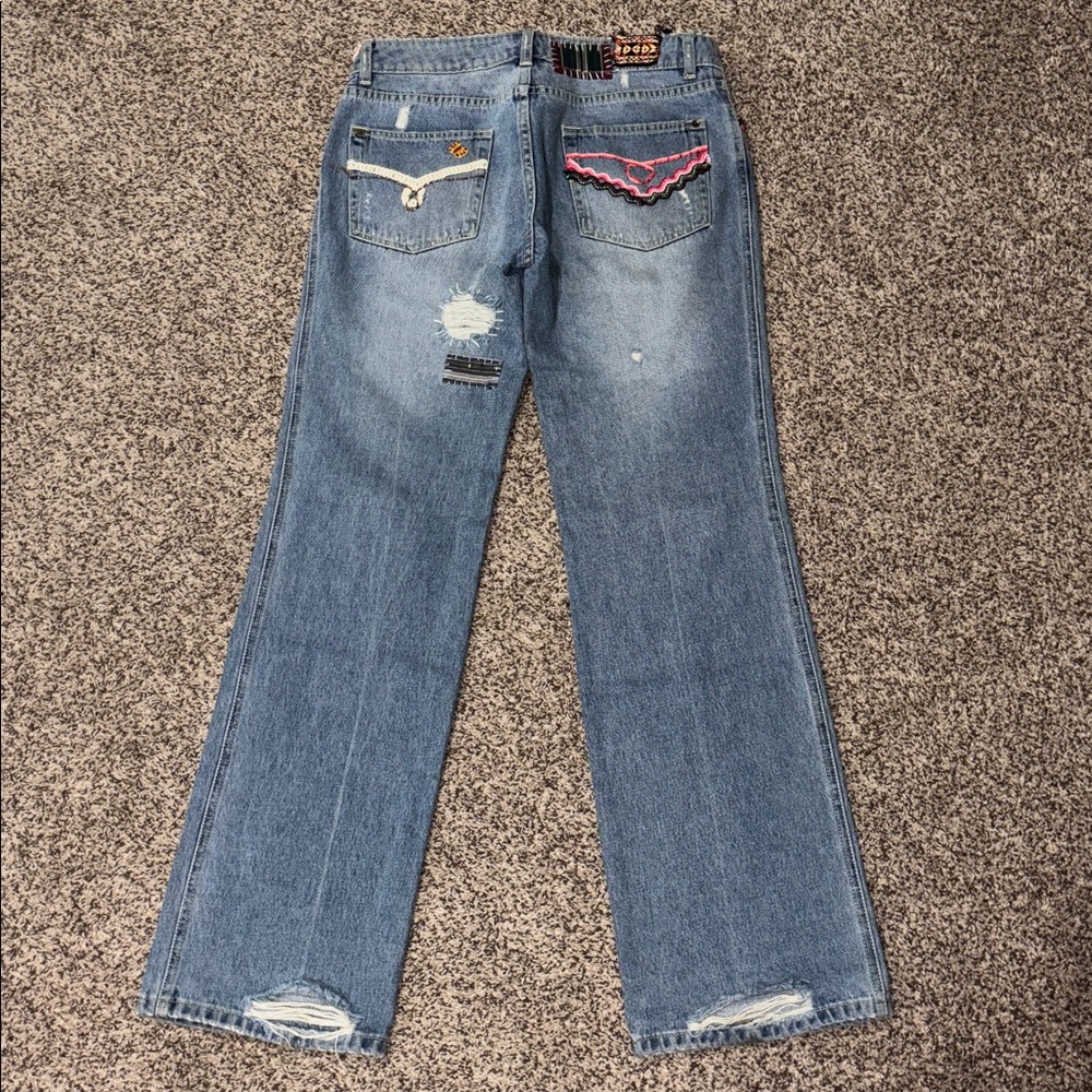 Vintage Free People Embroidered & Patchwork Distressed Blue Jeans - Picture 5 of 8